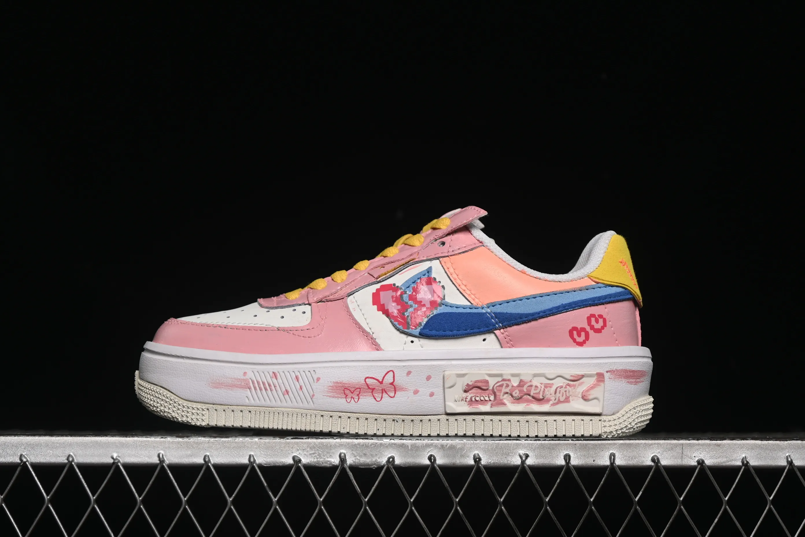 All categories Nk Air Force 1 Air Force series Nk Air Force 1 Fontanka Air Force low-top Nike Air Force 1 Fontanka "Pixel Sweetheart" Hand-painted graffiti Pixel Sweetheart Air Force One customized sneakers DV3211-001